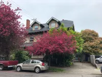 Portland International Guesthouse Các khách sạn gần The Oregon Convention Center