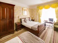 OYO Lamphey Hall Hotel Hotels in Pembroke