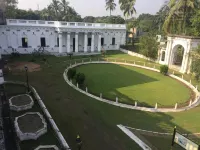 Cossimbazar Palace of the Roys ( Rajbari) Hôtels à : Murshidabad