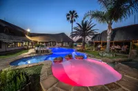 Cest Si Bon Hotel - Swimmingpools