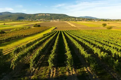 Office Base Bad Vöslau Motel Hotels in 