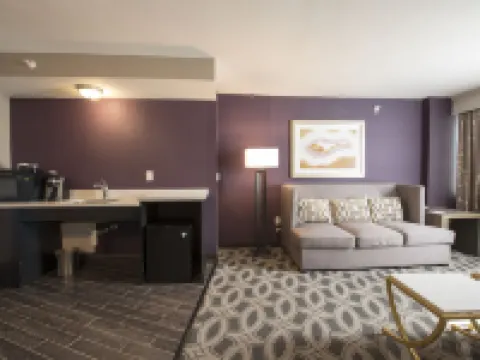 Crowne Plaza SADDLE BROOK by IHG Hotels in Saddle Brook