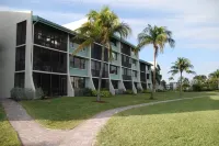 Gulf Front Sanibel Condo with Spectacular Views