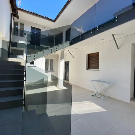 D&A Central Luxury Apartments with Free Parking