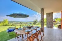 Villa Teresa Apt Lake Garda View 2Br + Pool (Sleeps 6) - Happy Rentals - Park Yeri