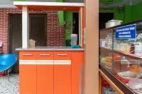 RedDoorz Syariah near Jalan A Yani KM 8 Citraland Hotel di Tatah Belayung Baru