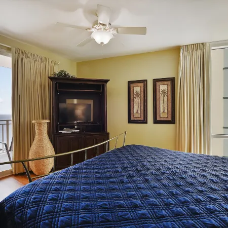 Splash Beach Resort by Book That Condo