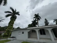 Villa by Eco-Shared فنادق في North Miami