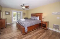 702 Whiting Rd