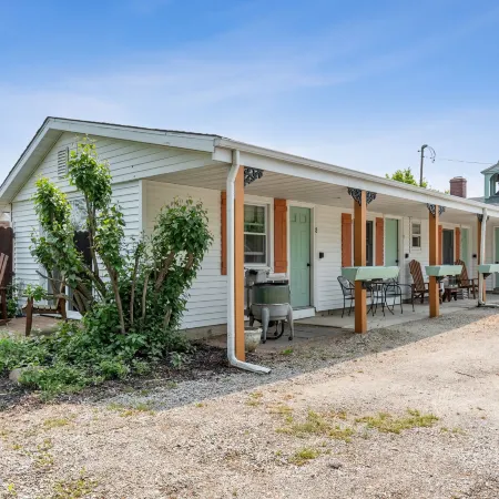 Sunset Acres Motel