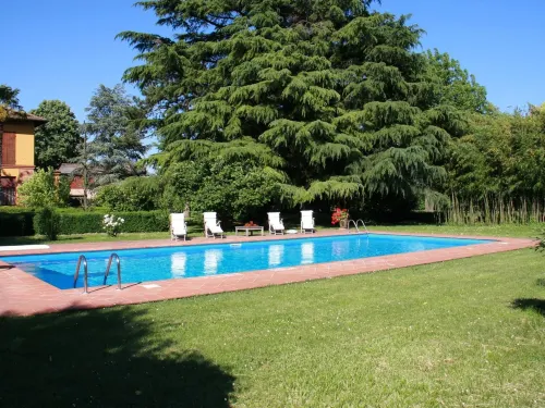 Elegant Holiday Home in Faenza with Garden and Pool