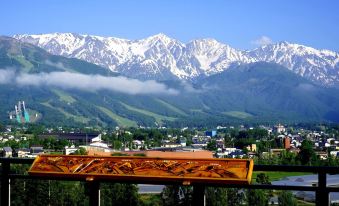 Hakuba Highland Hotel