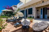 Villa Adrian Các khách sạn ở 