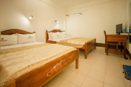 Silver Bells Hotel Отели в г. Isiolo West