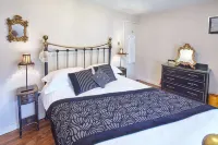 Host & Stay - Honeysuckle Cottage