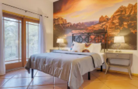 Pool Table Hot Tub Scenic Views Cathedral View by Avantstay Hotels near Subway Cave