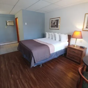 Northlander Motel