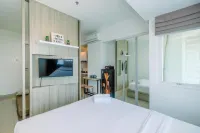 Fully Furnished with Comfy Design Studio Grand Kamala Lagoon Apartment Hotels in South Bekasi