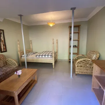 Banda Lodge