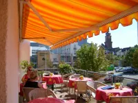 StadtCafé Pension Hotels in Asselheim