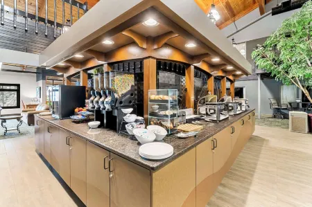 Heartland Inn & Suites, SureStay Collection by Best Western Отели в г. Парк-Рапидс