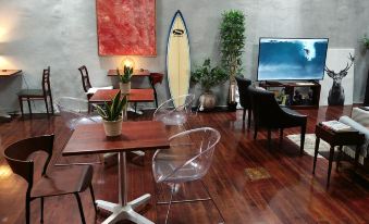 Caruma Surf Hostel