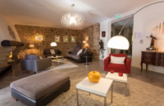 Hôtel  萊斯3巴布斯