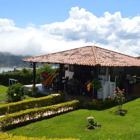 Finca Lago Calima with Excellent View