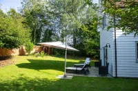 5Br-10Guests-Fireplace-HotTub-Petsok-Parking