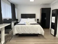 Man Studio - StereoShower FreeParking 5Min-Metro Hotels near John Lewis & Partners