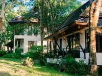 象島昆查拉布裡度假村 灘瑪詠瀑布附近的飯店