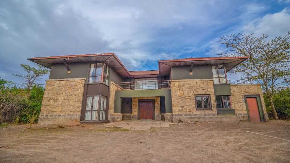 Mount Kenya Wildlife Estate at Ol Pejeta