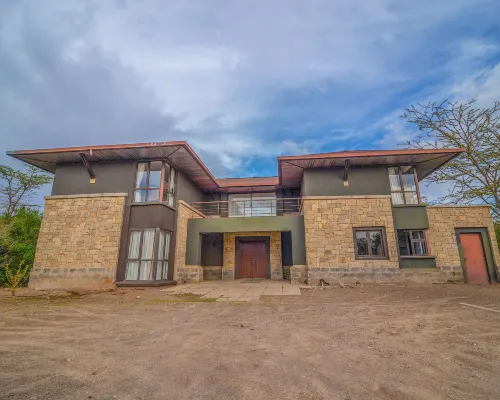Mount Kenya Wildlife Estate at Ol Pejeta Hotels in Segera