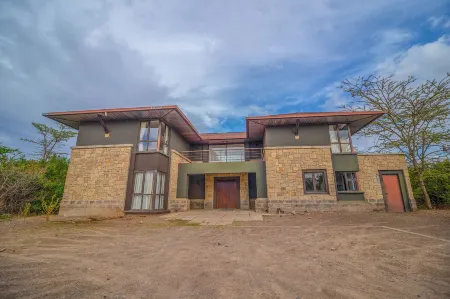 Mount Kenya Wildlife Estate at Ol Pejeta Отели в г. Седжера