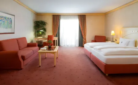 Ringhotel Winzerhof Отели рядом с достопримечательностью «Stadthalle»