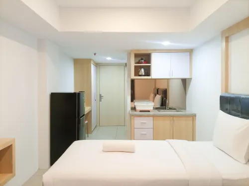 Homey Studio at de Prima Apartment - Homestays