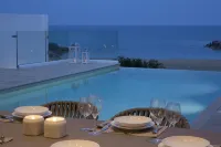 Blue Waves Protaras Beachfront Villa 3 - Huvilat