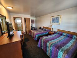 Riviera Motel