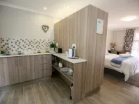 Farm View Guest House Hotels in East london