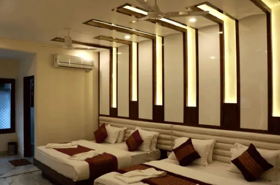 新印度斯坦背包客天堂酒店