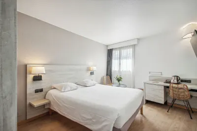 فندق أكينا بياريتز، لا غراند بلاج Hotels near Rocher de la Vierge