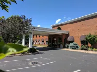 South Shore Inn Hotels near Lake Erie Nor’easter