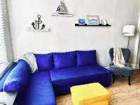 Cute and Close to Downtown! Off street parking w/ short walk to Academy/Stadium