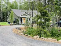 Shipbuilder's Retreat, Unit 2, Sleeps 6, 5 minutes to Harbor