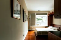Waterfront Views and Spacious Patio - Elegant Seattle Getaway Hotels in Pike Market District