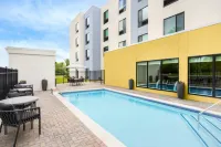 TownePlace Suites Millbrook - Swimmingpools