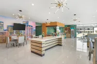 Clarion Pointe Các khách sạn ở Spring