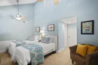 Lake Conroe Treasure. Lake Front, Boat Dock Hotels near Christ Church