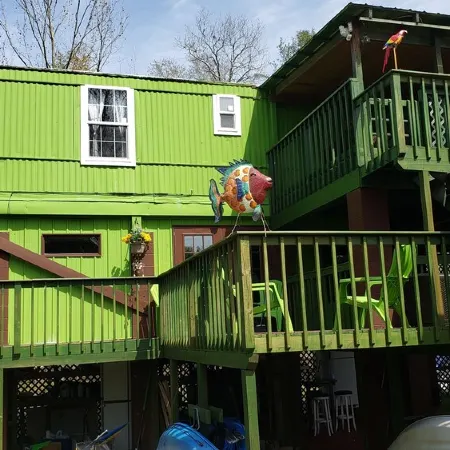 MARGARITAVILLE BY THE SUWANNEE RIVER & ROYAL SPRINGS PET FRIENDLY