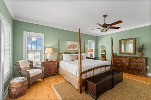 Beach House with Bikes and Outdoor Seating - Spacious Coastal Haven Hotels in Rosemary Beach